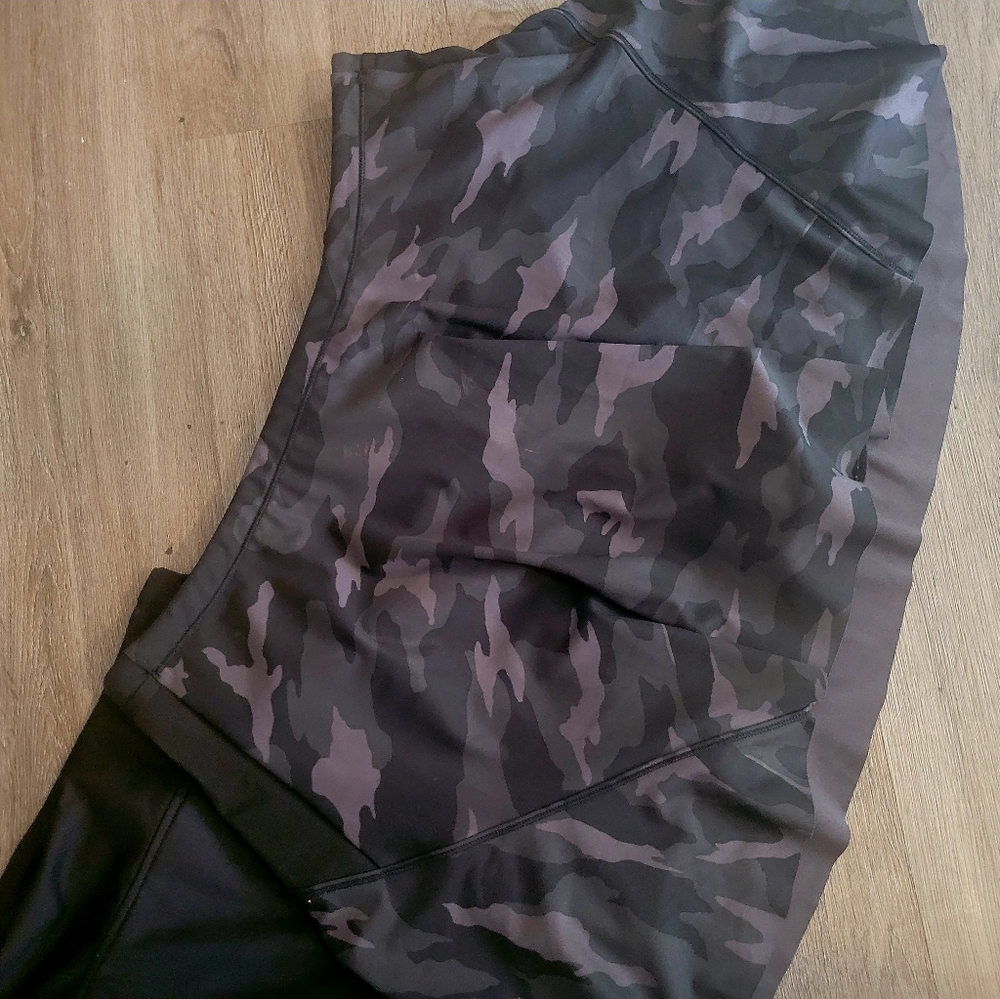 2 SKORTS - Picture 3 of 4